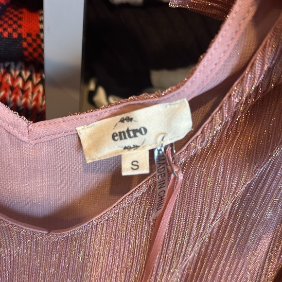 Entro pink with pink metallic threads long sleeve blouse size S NWT - Picture 2 of 3